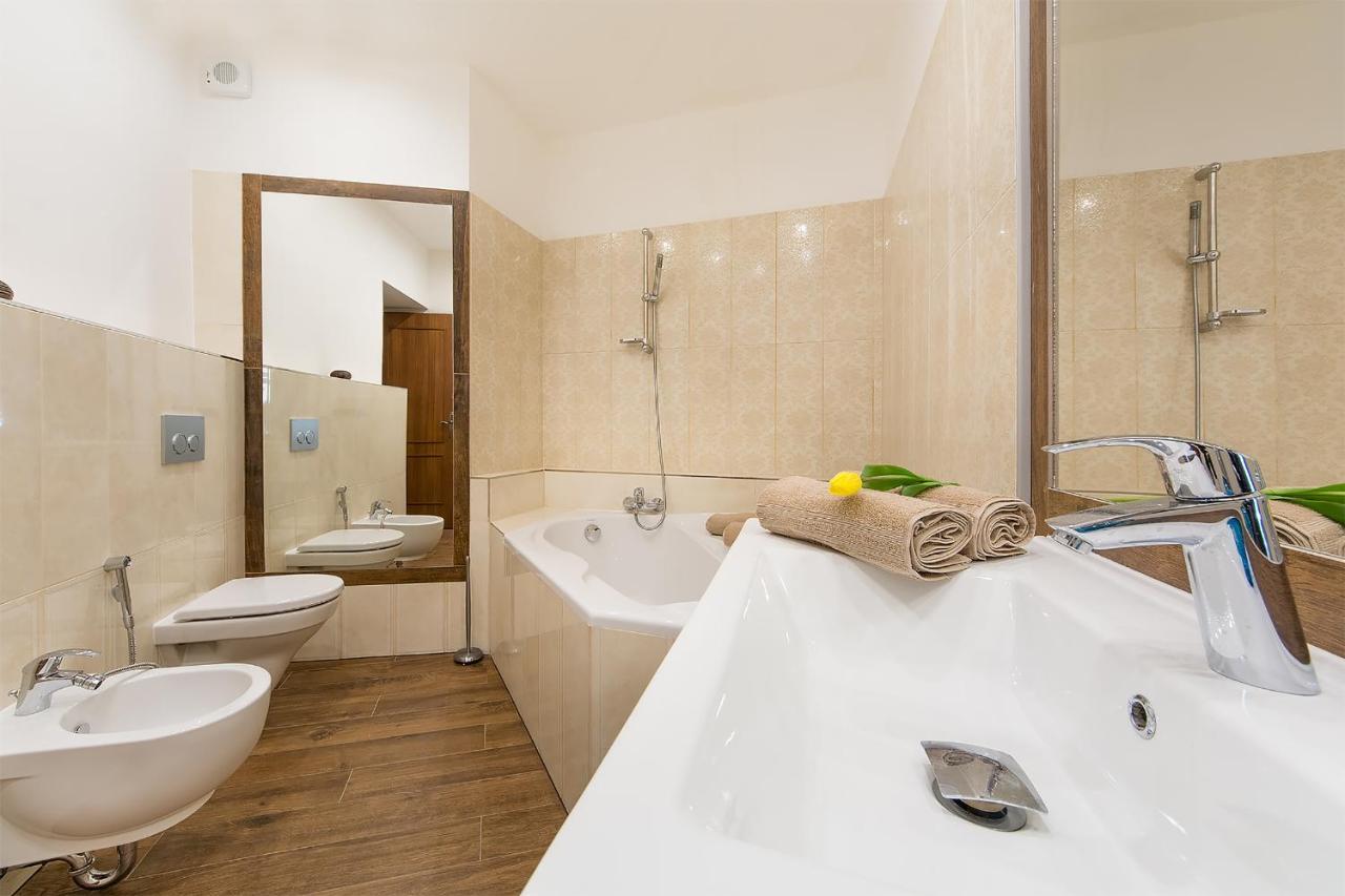 In Heart Of Prague - 2Br 2Ba Elegant Downtown Apt מראה חיצוני תמונה