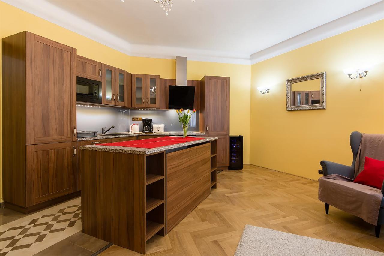 In Heart Of Prague - 2Br 2Ba Elegant Downtown Apt מראה חיצוני תמונה